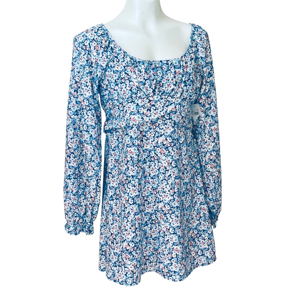 New with Tags Altar’d State babydoll bow back floral mini dress